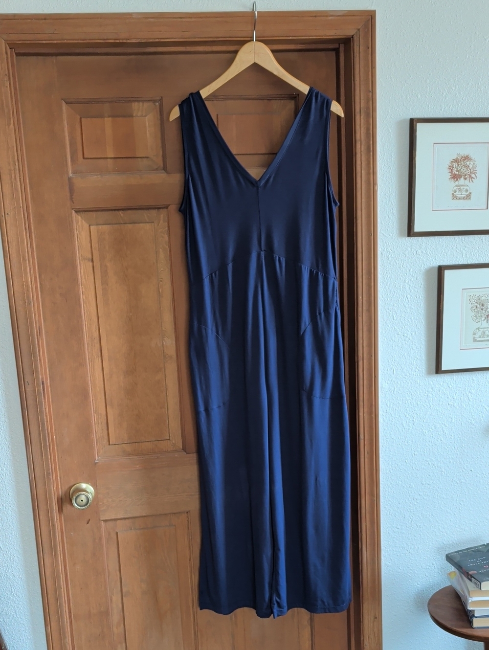 Cuddl Duds Sleeveless Navy V-Neck Women's Jumper